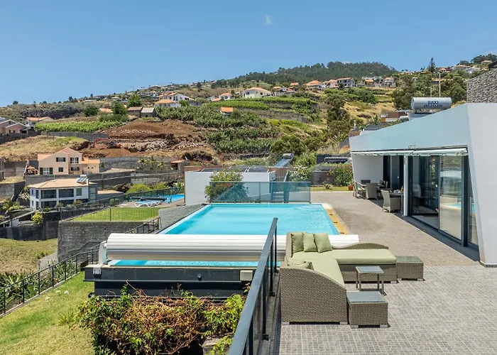 Villa Pascal By Rmz