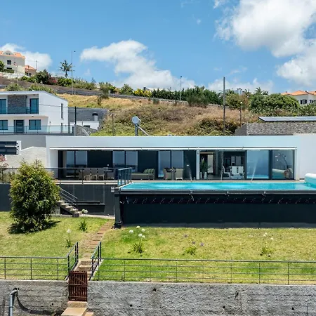 Pascal By Rmz Villa *