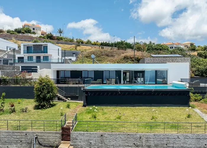 Pascal By Rmz Vila *